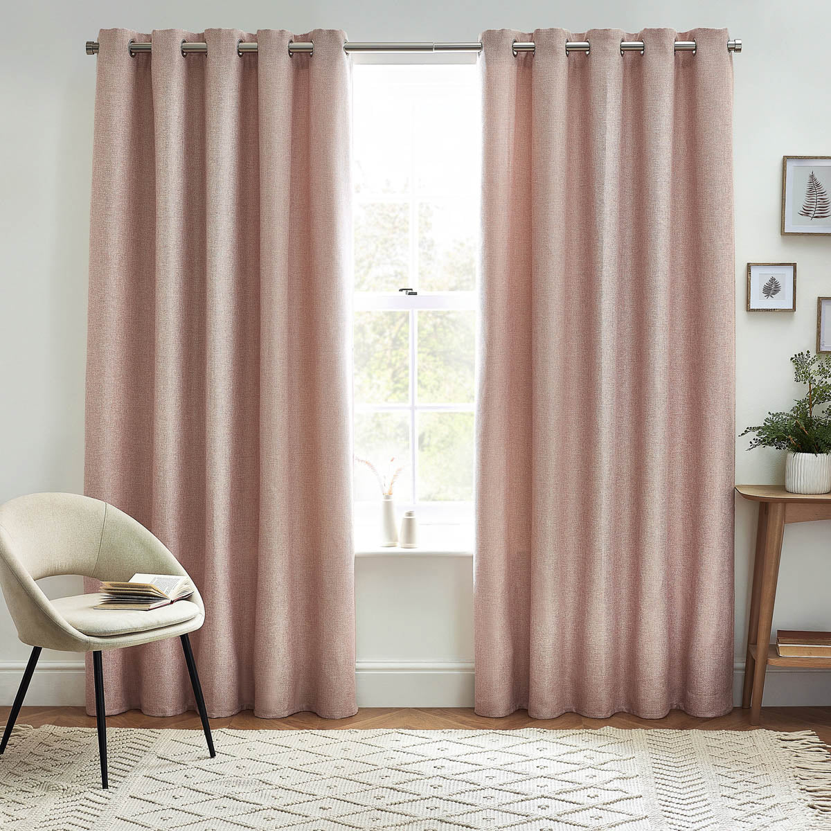 Eyelet Curtains Pair Thermal Blackout Petal Pink Woven Effect (W)117 (L)137cm - Image 2