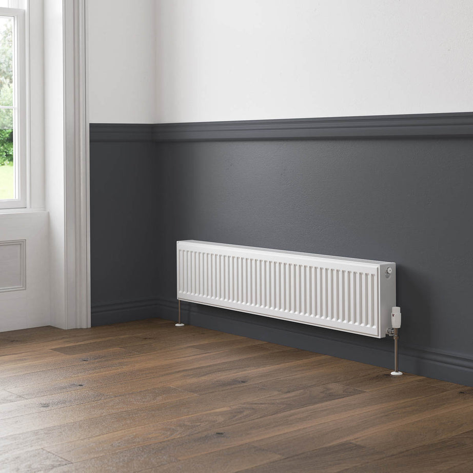 Flomasta Panel Radiator Type 22 Double Gloss White Horizontal (H)30x(W)140cm - Image 1
