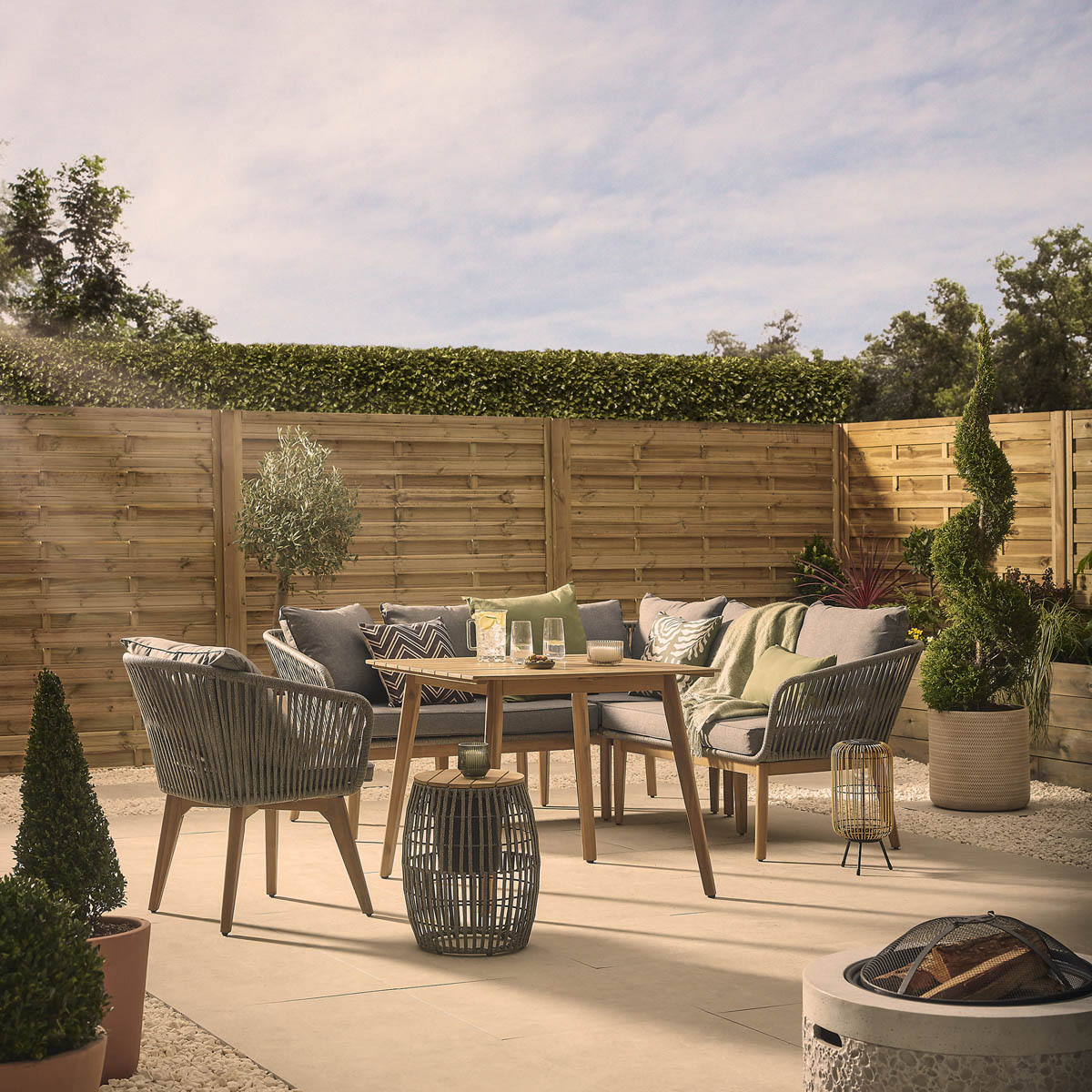 Outdoor Side Table Round Dark Grey Wood Steel Rope Rust Resistant Modern - Image 6