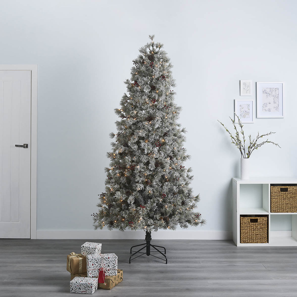 Christmas Tree Artificial Pre-Lit Warm White LED Berries Pine Cones Green 7.6ft - Image 3