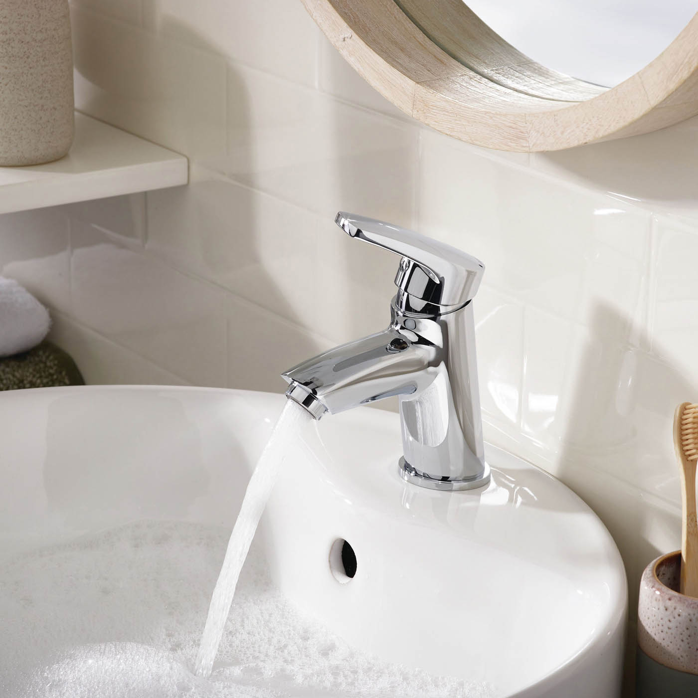 Bristan Orta Chrome effect Round Basin Mono mixer Tap - Image 4