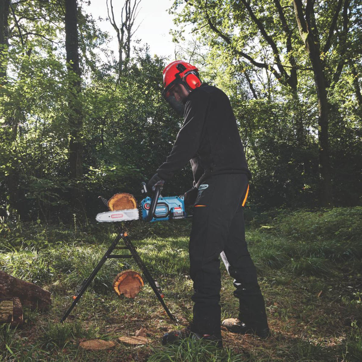 Erbauer Chainsaw Cordless 36V Li-Ion ERT1037CHN Garden 30cm Cutter Body Only - Image 3