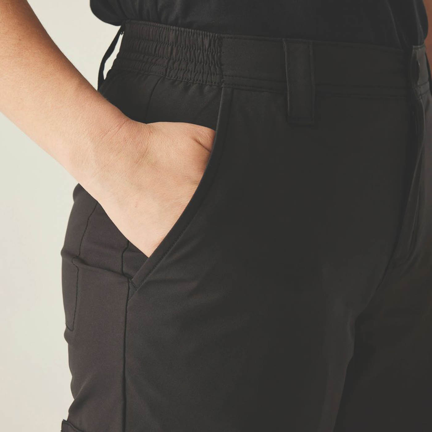 Regatta Work Trousers Womens Regular Fit Black Multi Pockets Size 10 31in L - Image 3