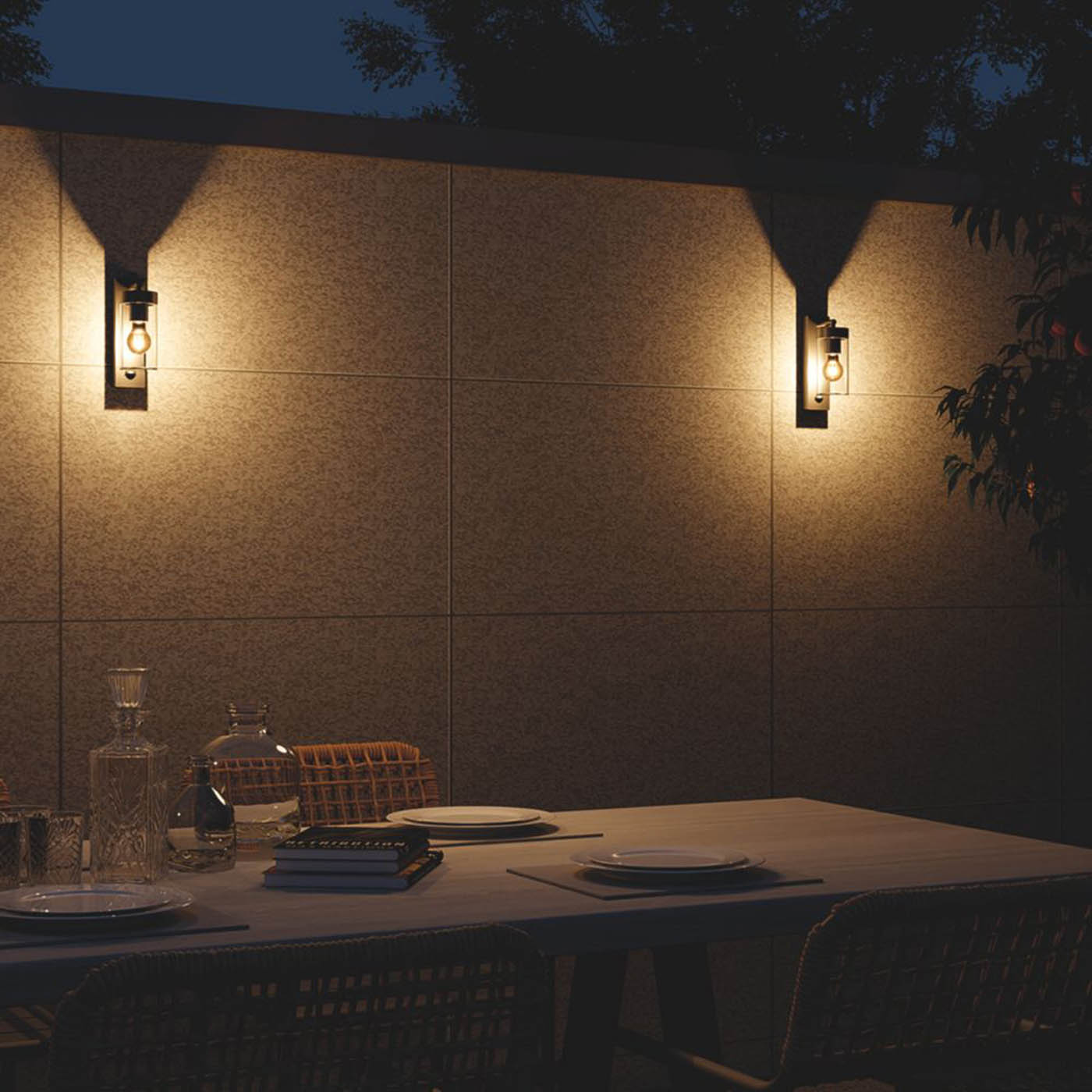 Calex Perugia Outdoor Wall light With PIR Sensor Black - Image 3