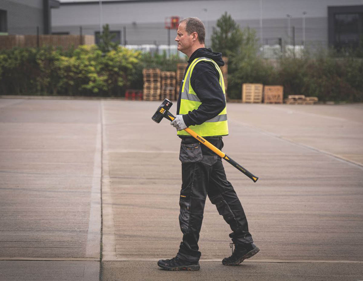 Roughneck Sledge Hammer Fibreglass Drop Forged Steel Soft Grip Handle 4.5kg - Image 5