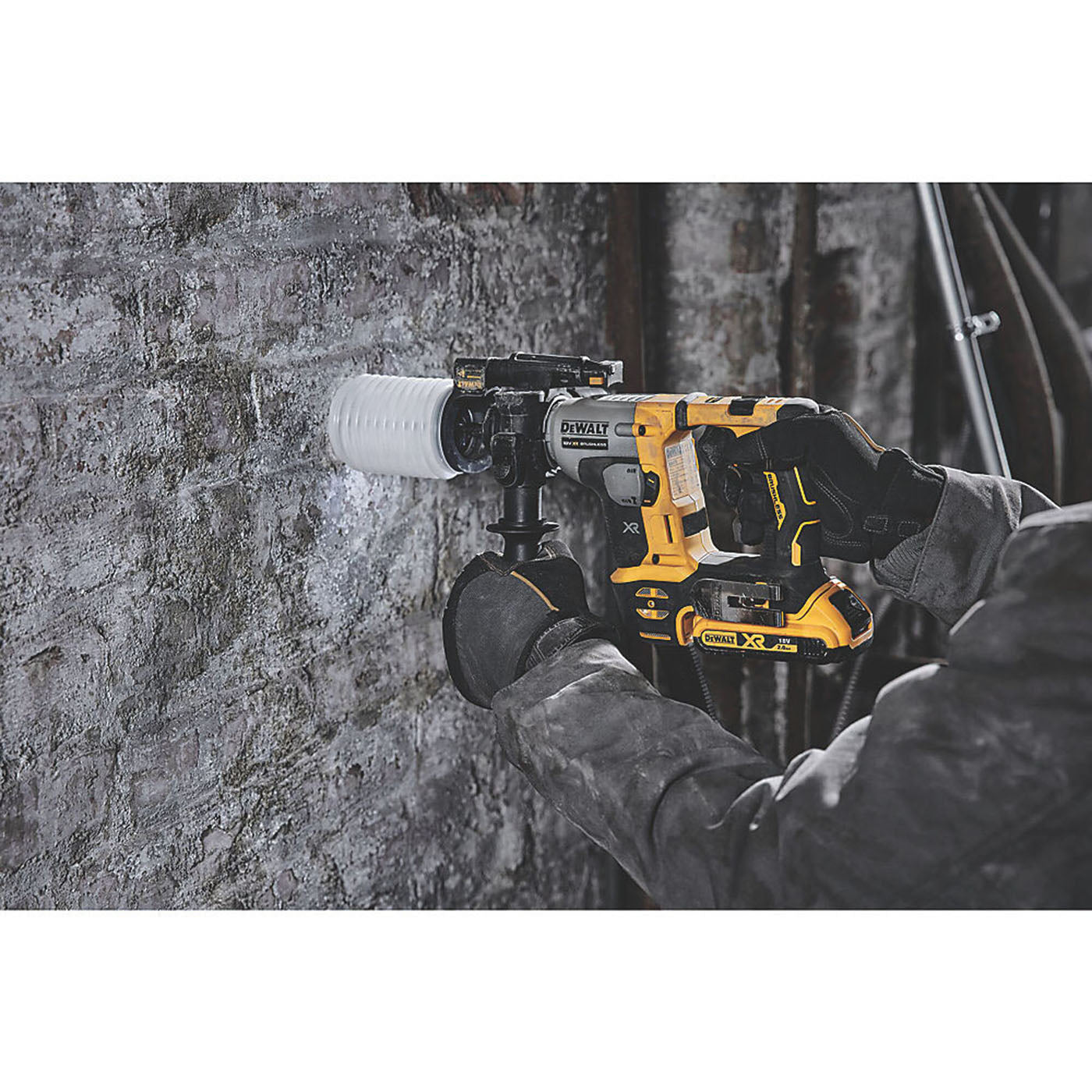 DeWalt Rotary Hammer Drill Cordless Brushless Compact 18 V Li-Ion LED Body Only - Image 4