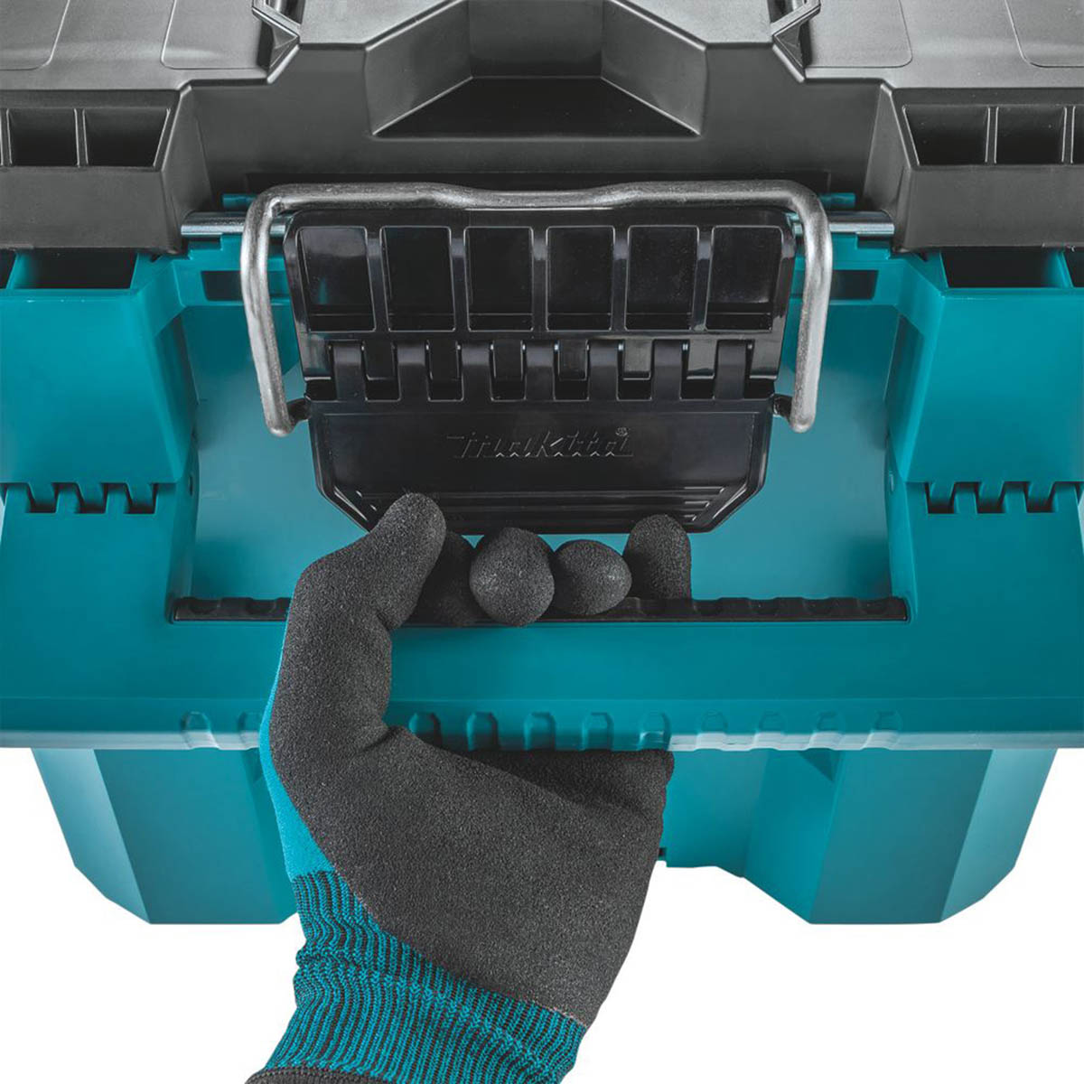 Makita Tool Box Extension Maktrak Extra Large Impact Resistant Stackable 22.25" - Image 4