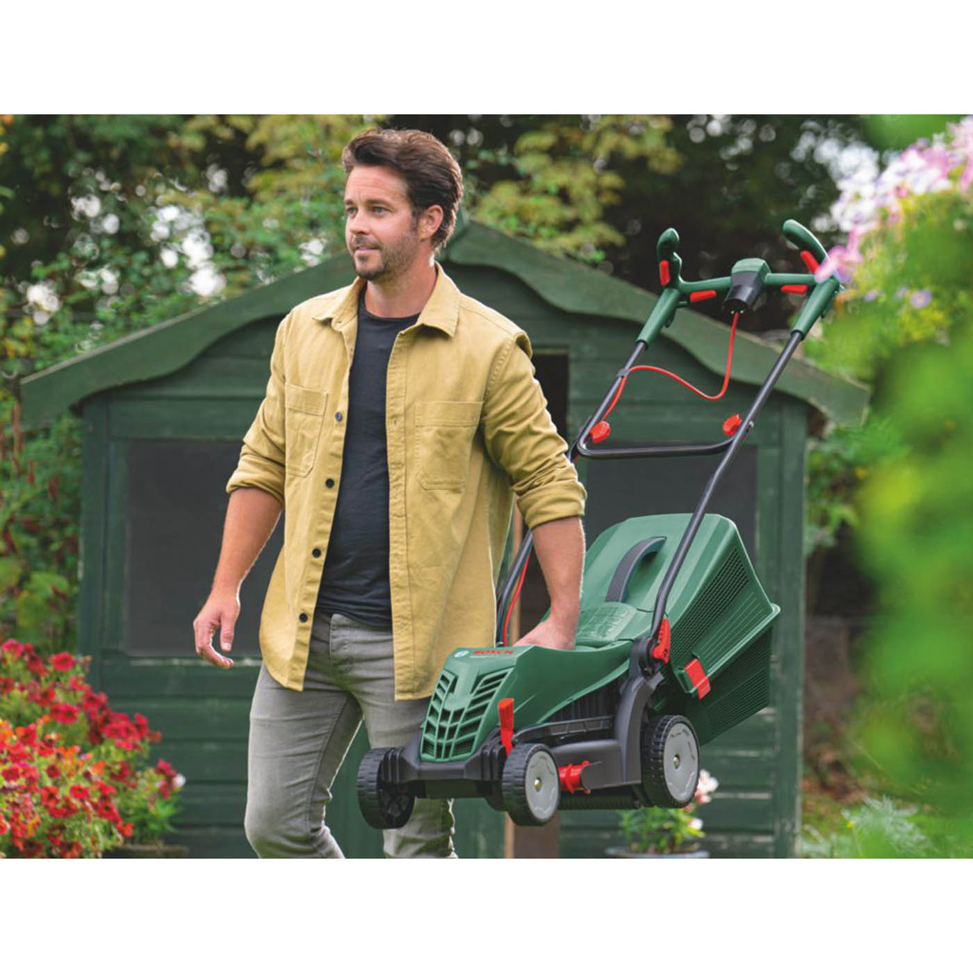 Bosch Rotary Lawnmower Corded Electric UniversalRotak Compact 1400W 37cm 230V - Image 6