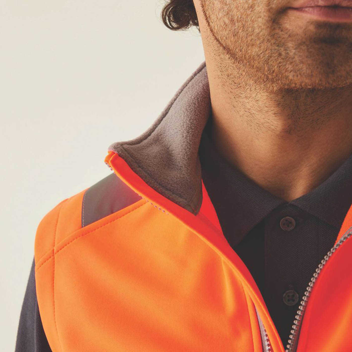 Regatta Hi-Vis Pro Contract Ablaze Softshell Bodywarmer Orange 3X Large 56.3" Chest - Image 5