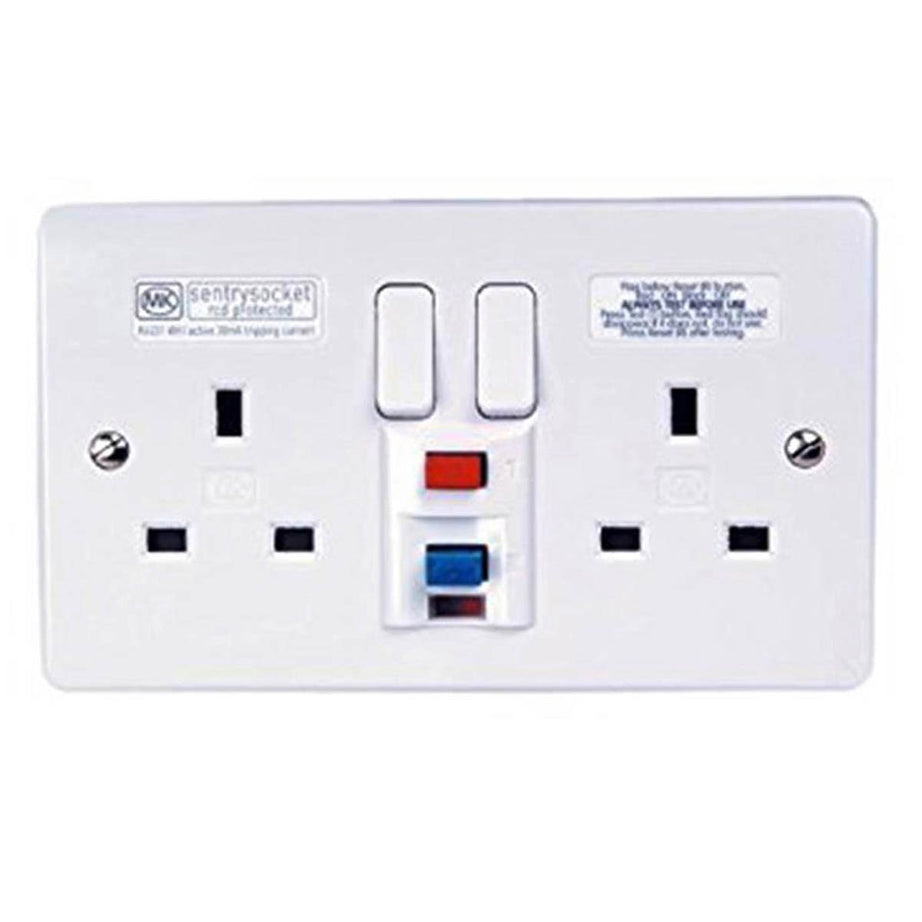 RCD Protected Socket Outlet 2 Gang Dual Safety White Plastic SP 30mA 13A - Image 1