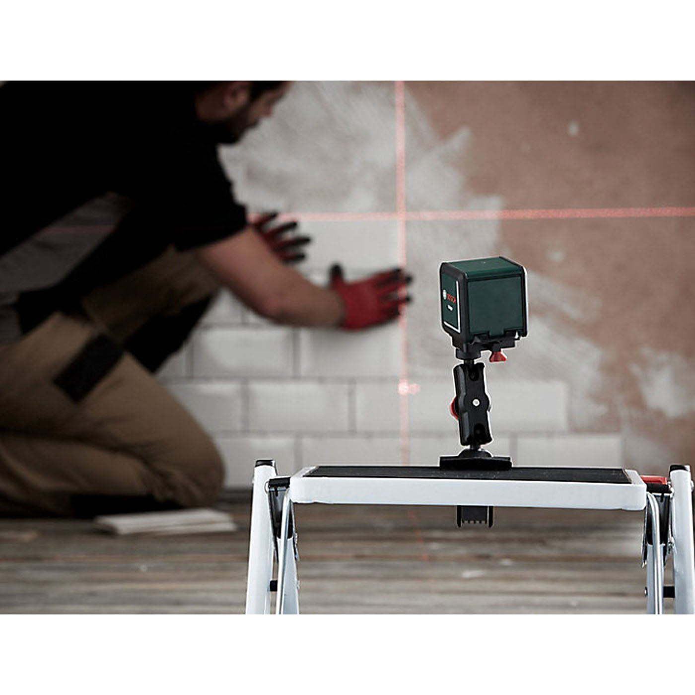 Bosch Laser Level Red Cross Line 7M Self Levelling Tool Vertical Horizontal - Image 3