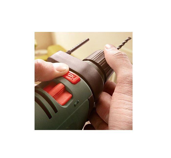 Bosch Corded Impact Driver Universal Impact 700 Forward & Ceverse 240V - Image 4