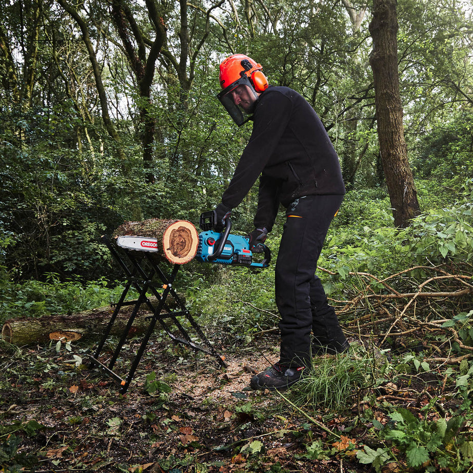 Erbauer Chainsaw Cordless 36V 8.0/4.0Ah Li-Ion ERT1038CHN Wood 400mm Cutter - Image 5