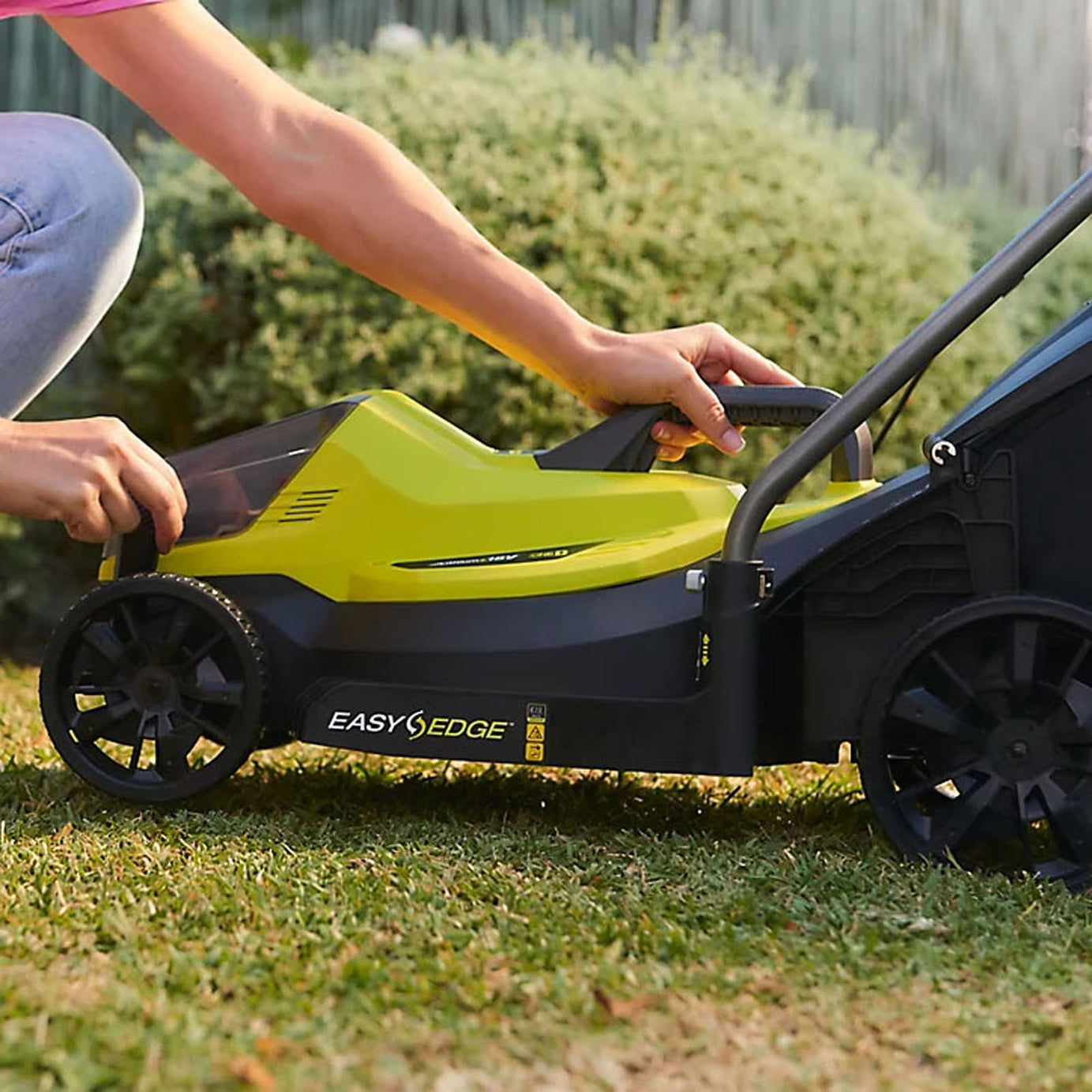 Ryobi Lawnmower Cordless 18V 5.0Ah Li-Ion RLM18X33B50B Rotary 33cm Grass Cutter - Image 5