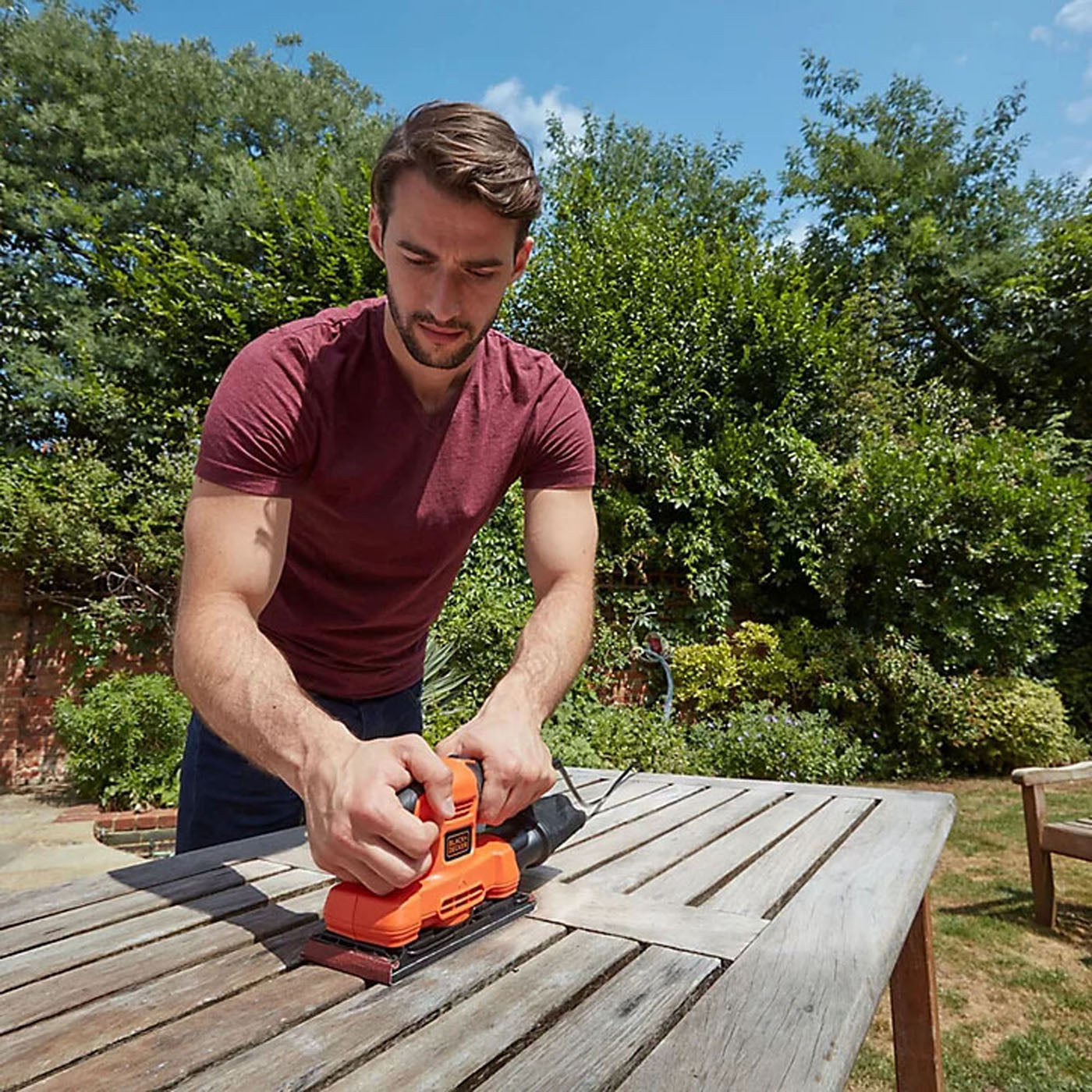 Black And Decker 1/3 Sheet Sander Electric BEW220-GB Lightweight Compact 150W - Image 4