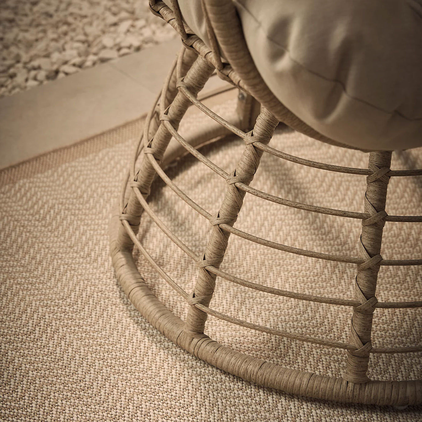 GoodHome Omalos Hanging Egg Chair Beige Rattan Effect Garden Seat - Image 10