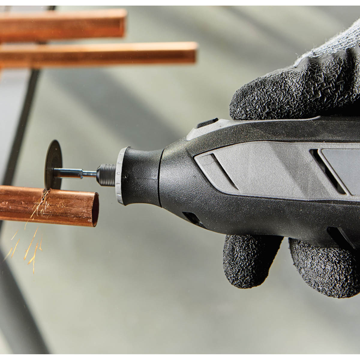 Dremel Rotary Multi Tool Kit Cordless 12V 2Ah Li-Ion F0138240JB Soft Grip - Image 5