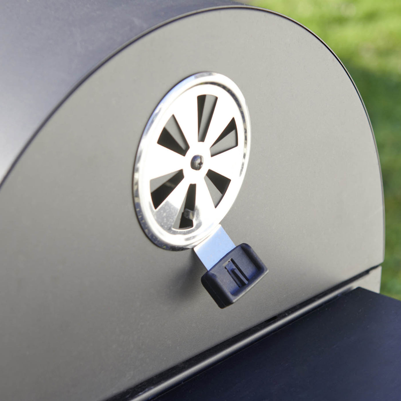Stockton Black Barrel double grill Charcoal BBQ - Image 8