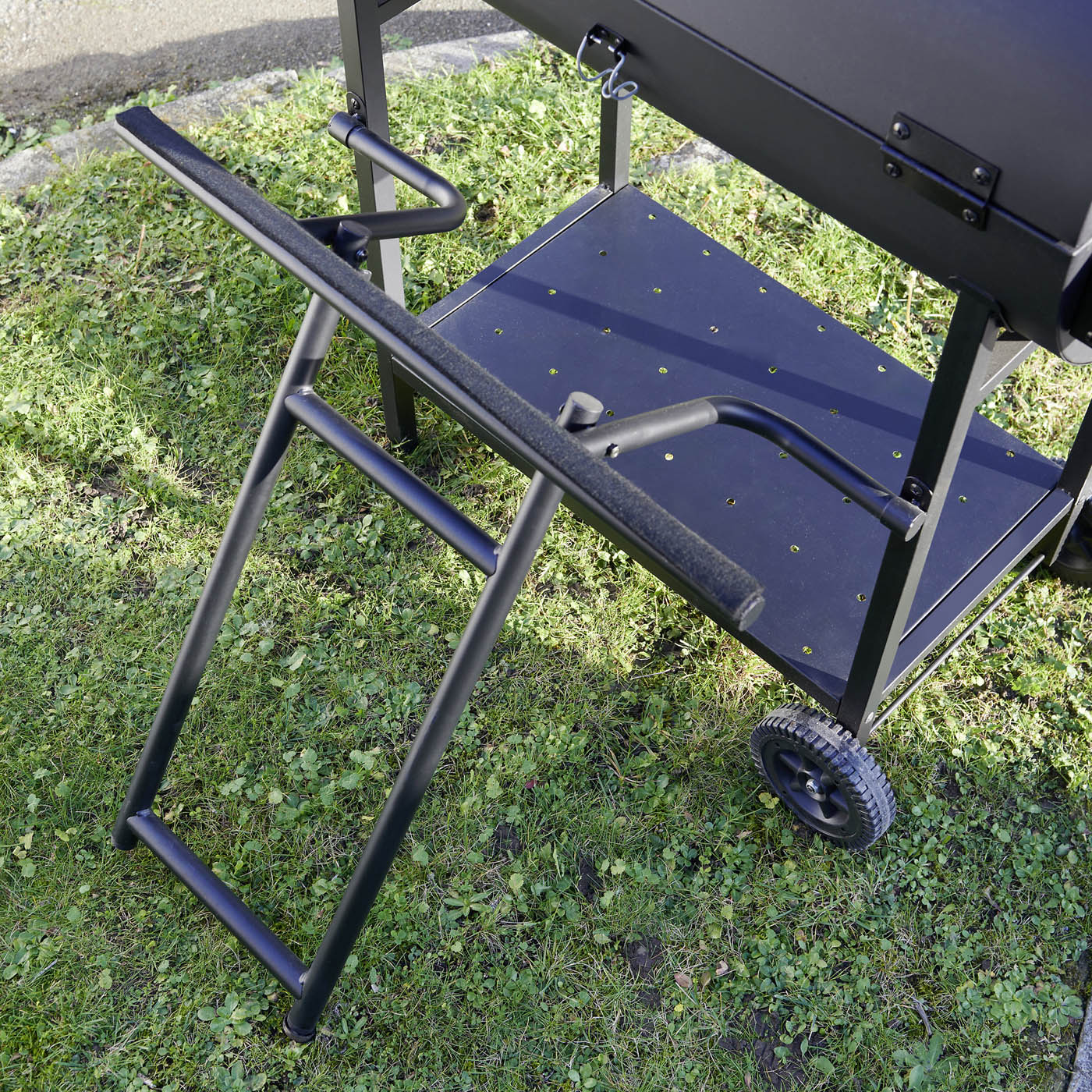 Stockton Black Barrel double grill Charcoal BBQ - Image 9
