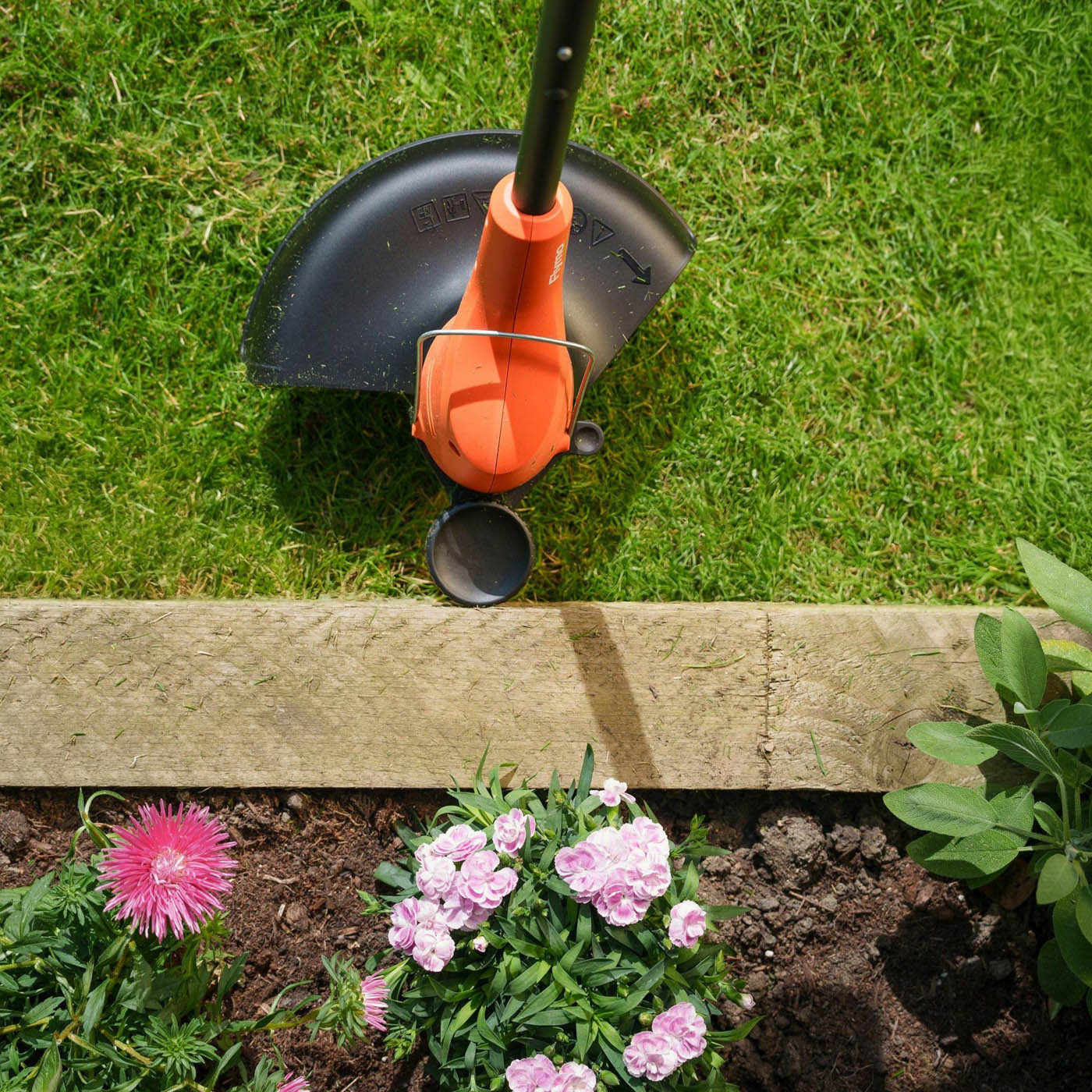 Flymo Grass Trimmer Cordless 18V 2Ah Li-Ion 970764101 250mm Grass Cutter - Image 5