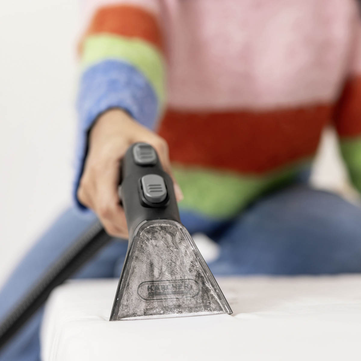 Karcher Spot Cleaner Spray Extraction Electric SE3 10815340 Portable Handheld - Image 8