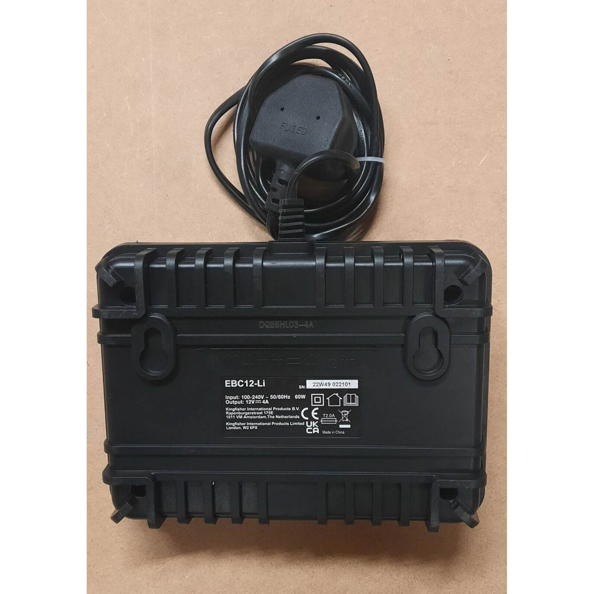 Erabuer Battery Charger EBC12 Compact 4A Lightweight Powerful Wall Mount 12V - Image 2