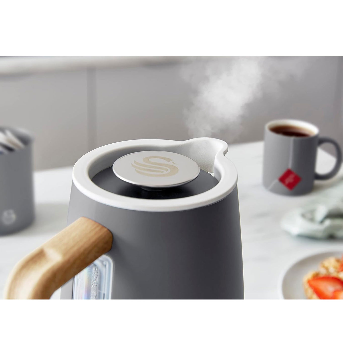 Swan Nordic Kettle Grey 1.7L Wood Effect Steel Rapid Boil Portable Jug 3000W - Image 5