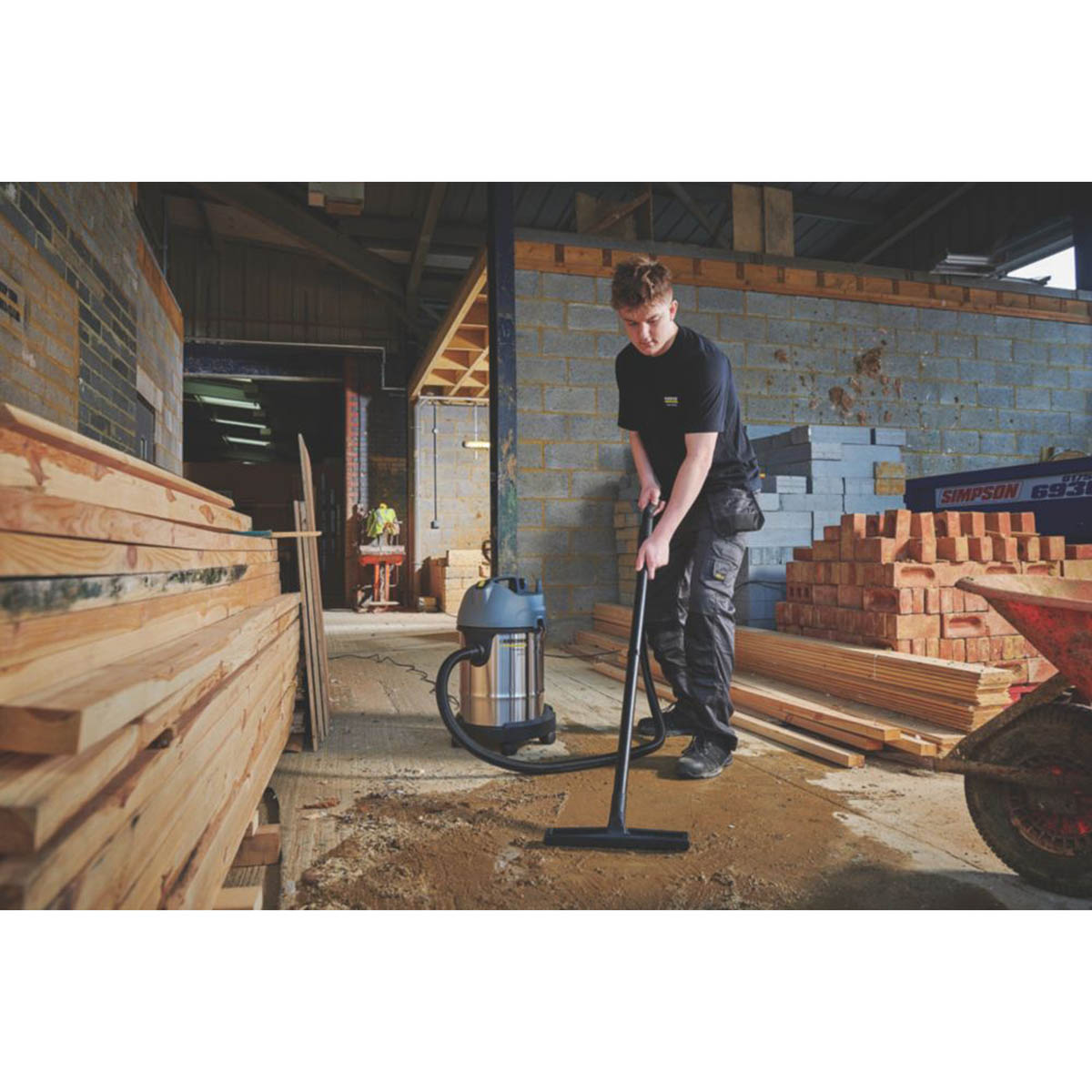 Karcher Wet And Dry Vacuum Cleaner Pro NT30/1 Electric 30L Hoover Compact 1500W - Image 4