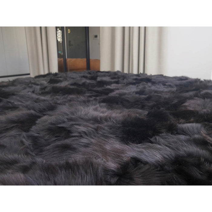 Throw Blanket Faux Fur Black Warm Soft Plush Bed Cover Bedspread 119 x 152 cm - Image 3