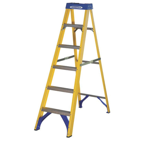 Werner Step Ladder 6 Step Swingback Fibreglass Heavy Duty Anti Slip 1.7m - Image 1