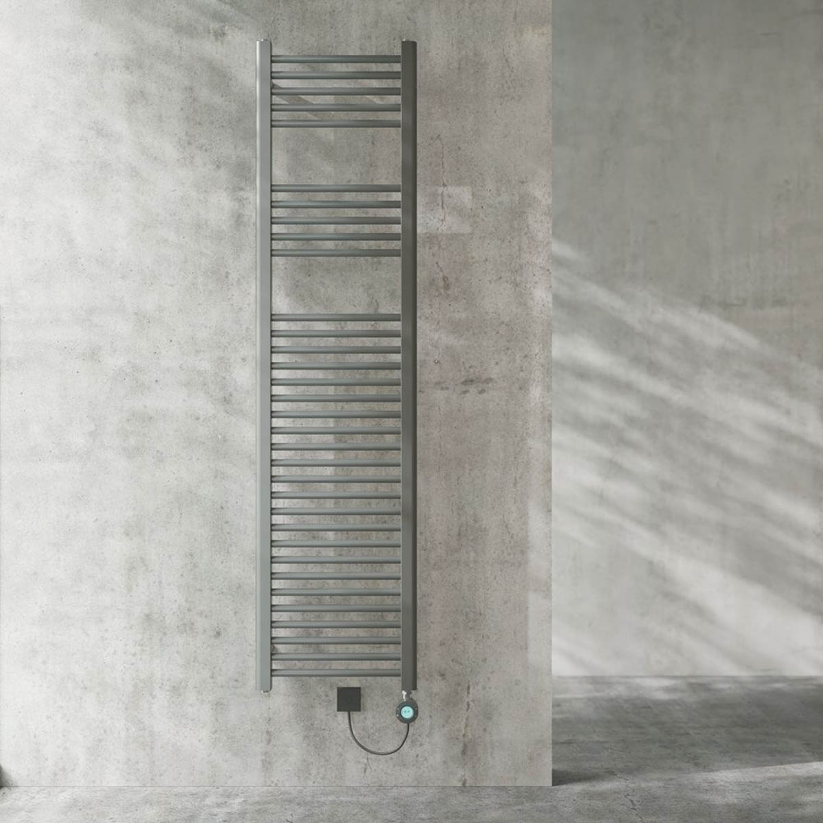 Flomasta Electric Towel Radiator Flat Matt Anthracite 1600mm x 400mm 1364BTU - Image 2