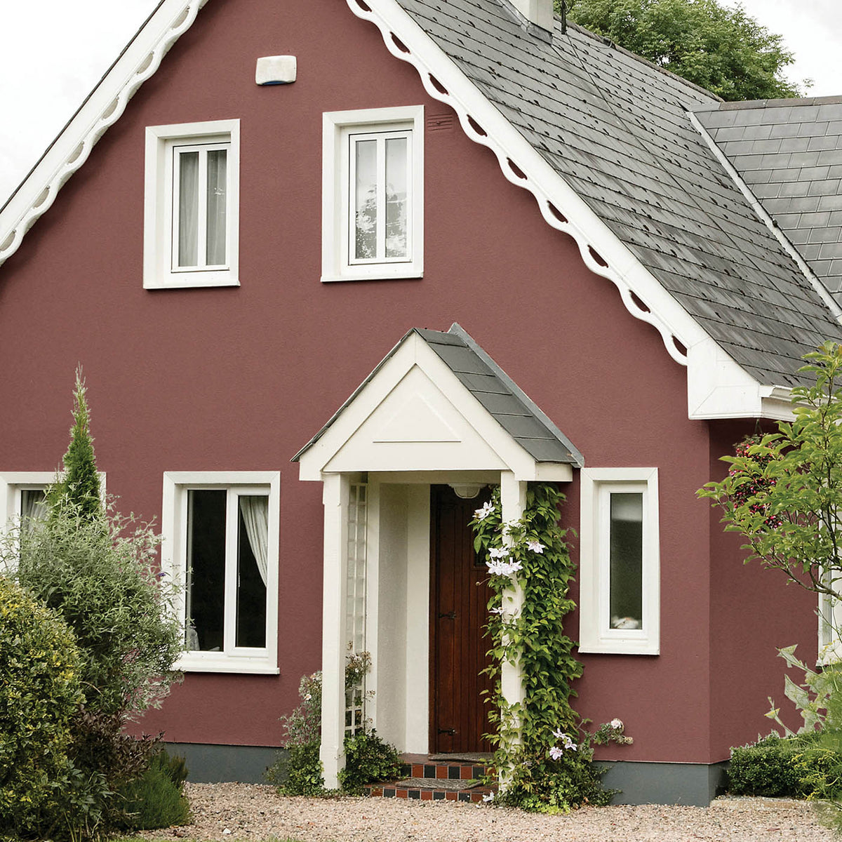 Sandtex Masonry Paint 5L Brick Red Ultra Smooth Exterior Weatherproof Outdoor - Image 1