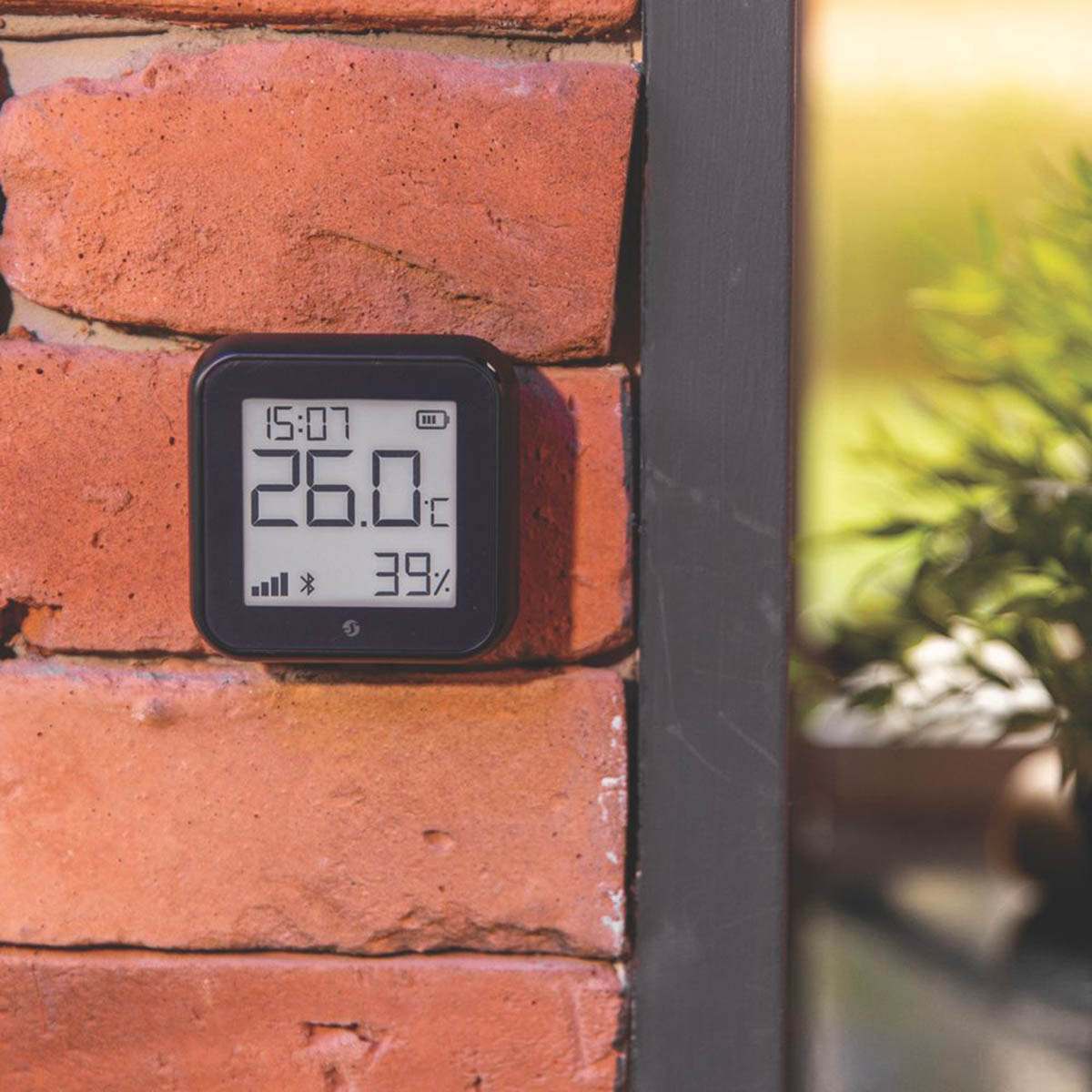 Shelly Smart Room Thermostat Wireless Matt Black Digital Display Wall Mounted - Image 4