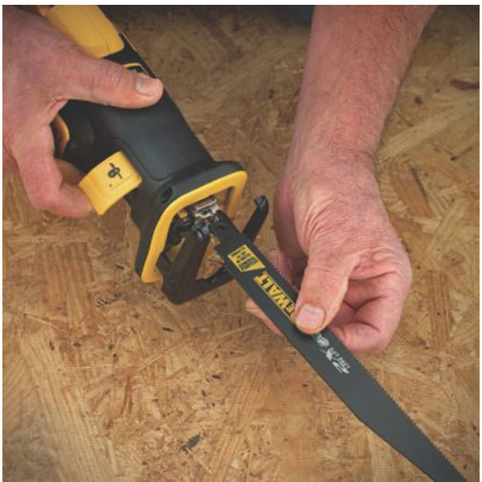 DeWalt Cordless Reciprocating Saw DCS367N-XJ 18V Li-Ion XR Brushless Bare Unit - Image 4