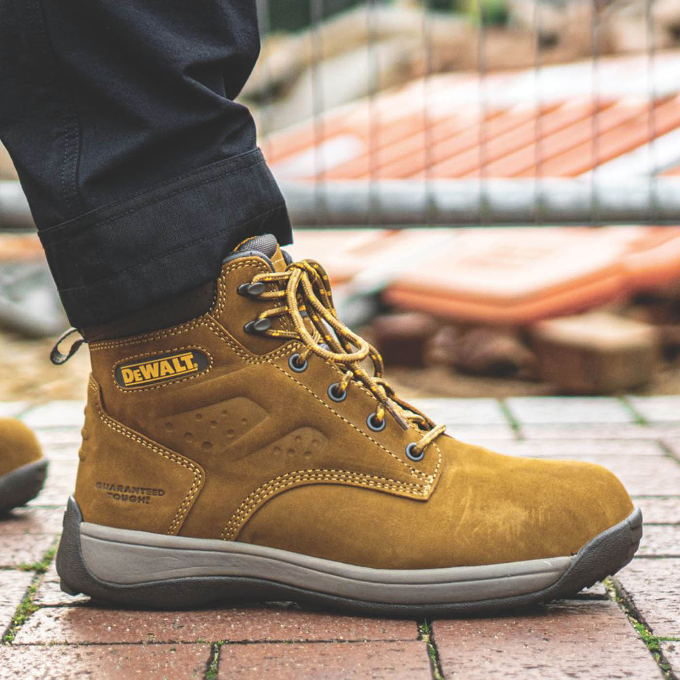 DEWALT Bolster Size 9  Clay   Steel Toe Cap Safety Boots - Image 4