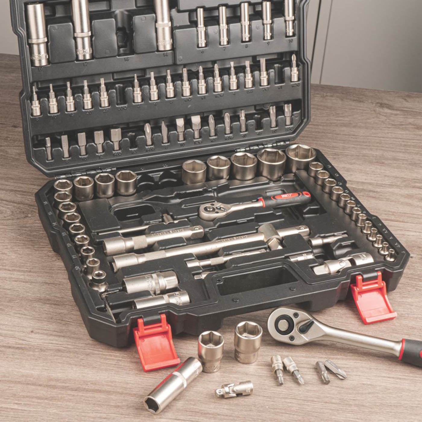 Forge Steel  3/8”, 1/4” & 1/2“ Drive Socket Set 94 Pieces - Image 5