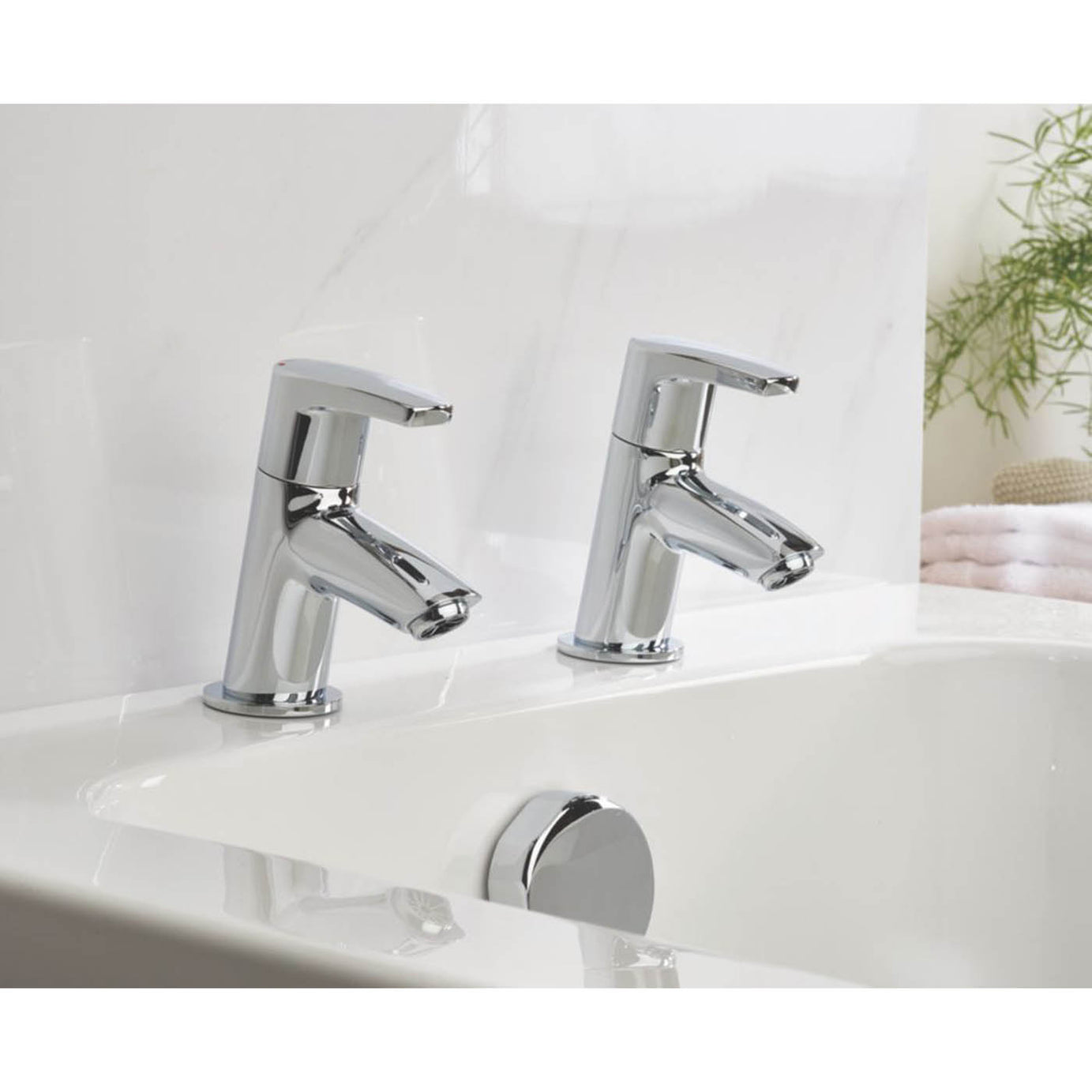 Bristan Orta Chrome 125mm Deck Mounted Lever 2 Tap Holes Bath Pillar Tap - Image 4