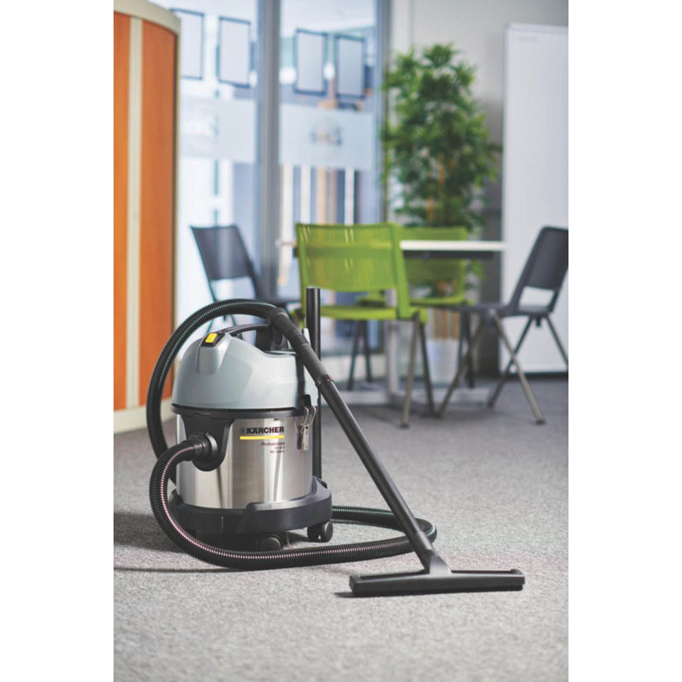 Karcher Pro NT20/1 1500W 20Ltr Wet & Dry Vacuum Cleaner 240V - Image 5