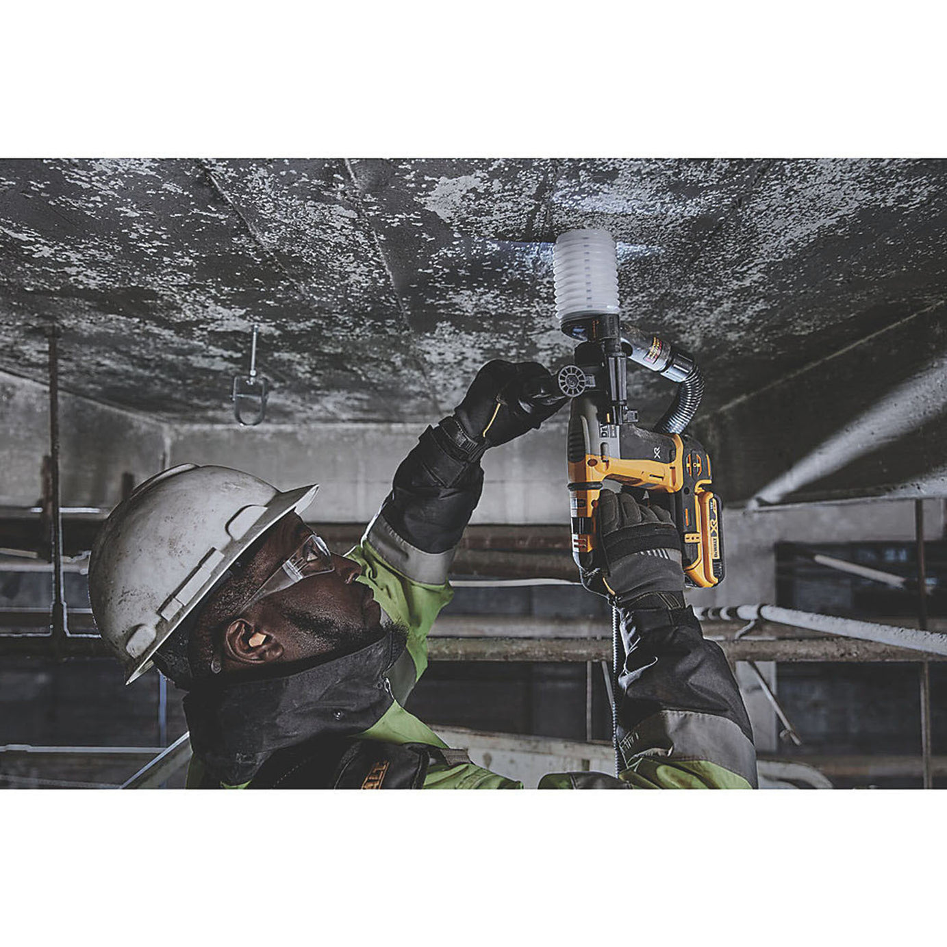 DeWalt Rotary Hammer Drill Cordless 18V Li-Ion DCH172N-XJ Brushless Body Only - Image 6