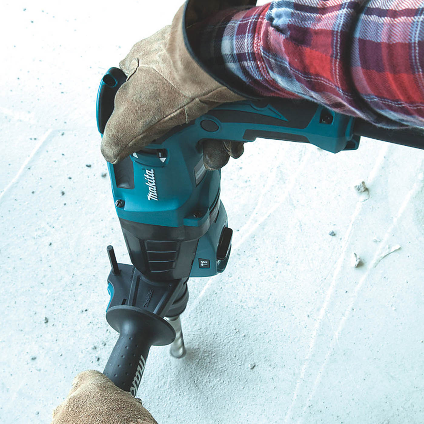 Makita SDS Plus Drill HR2630 Electric Brushed 3 Function Side Handle 800W 110V - Image 3