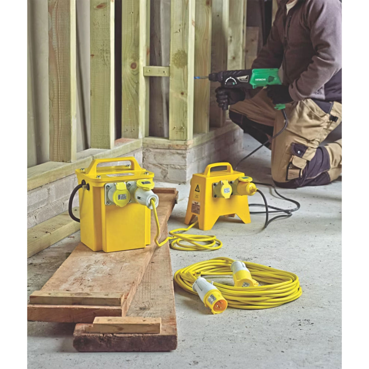 Carroll & Meynell Transformer Distribution Kit 3kVA 230V/110V - Image 5