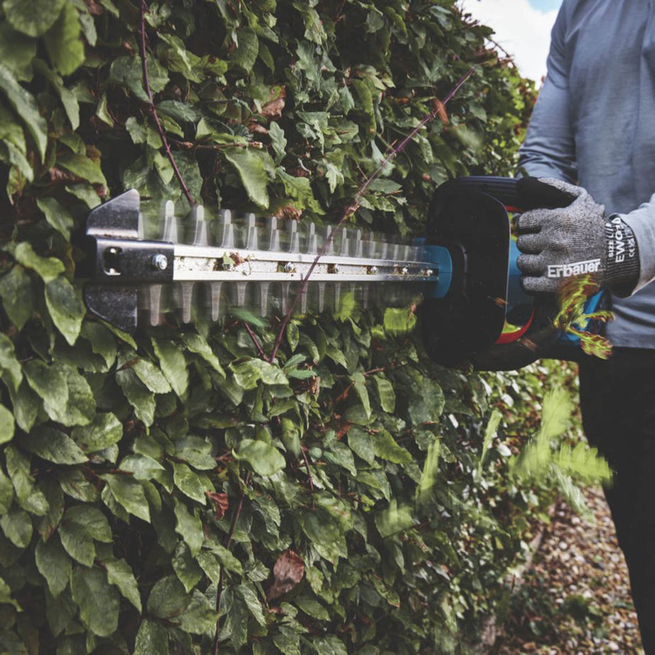 Erbauer Hedge Trimmer Cordless 55cm ERI1024GHT 18/36V Li-Ion EXT-Body Only - Image 5