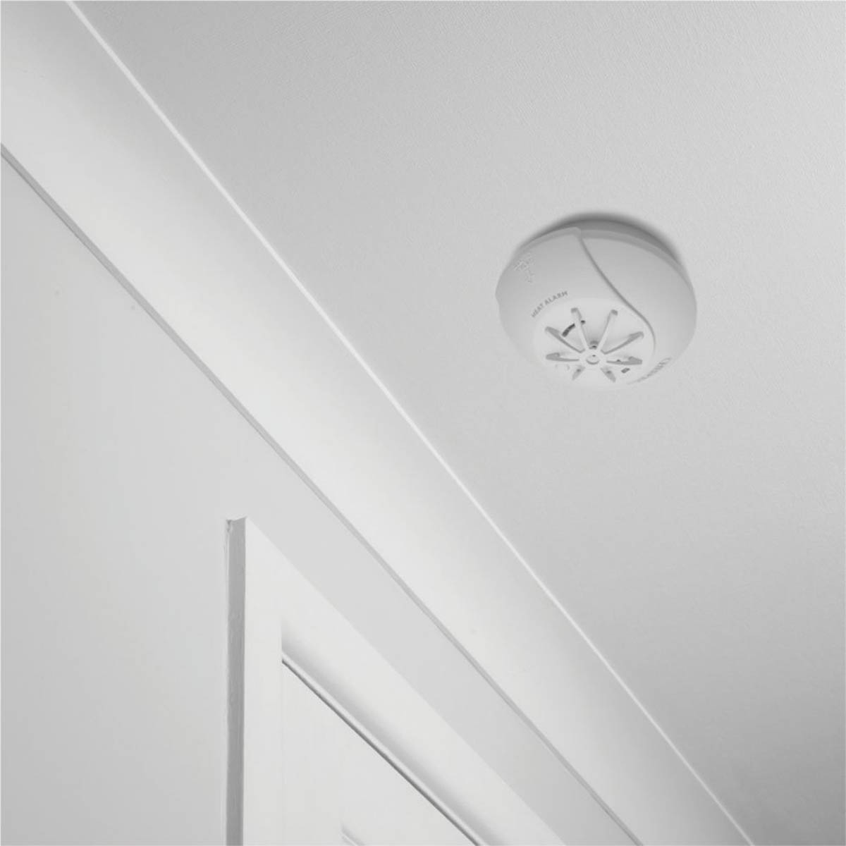 Hispec Fast Fix PE/FF10 Mains Interlinked Optical Smoke Alarm - Image 5