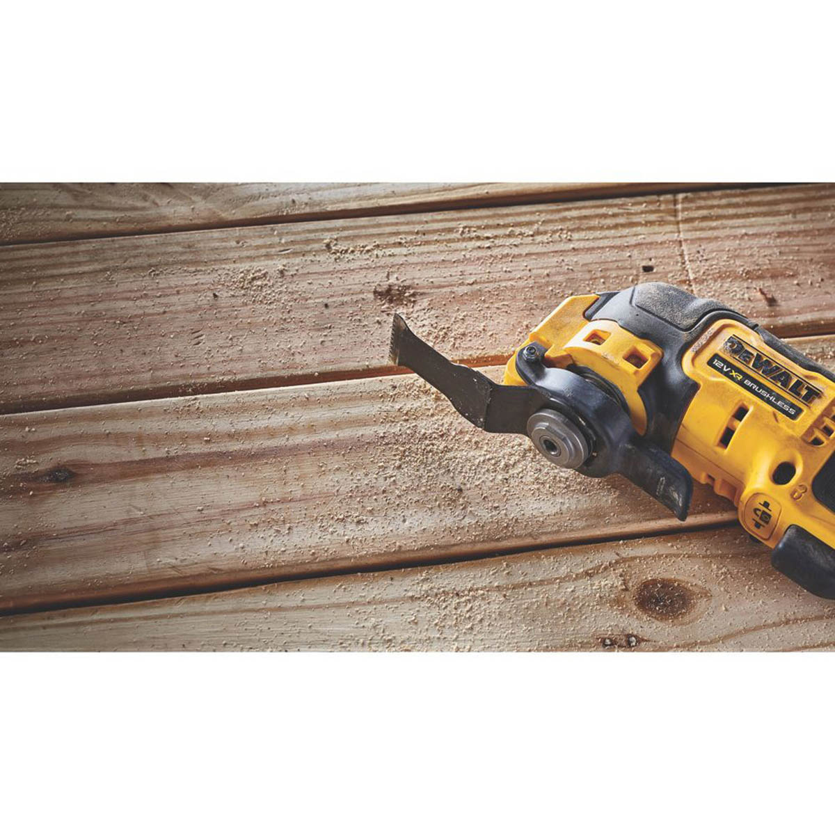 DeWalt Oscillating Multi Tool Cordless 12V 2x2Ah Li-Ion DCS353D2T-GB Brushless - Image 6