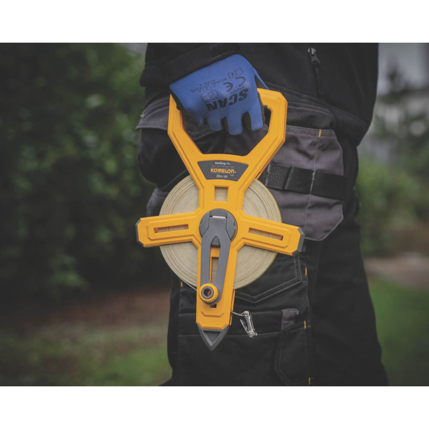 Komelon Unigrip Fibreglass 30m Tape Measure - Image 6