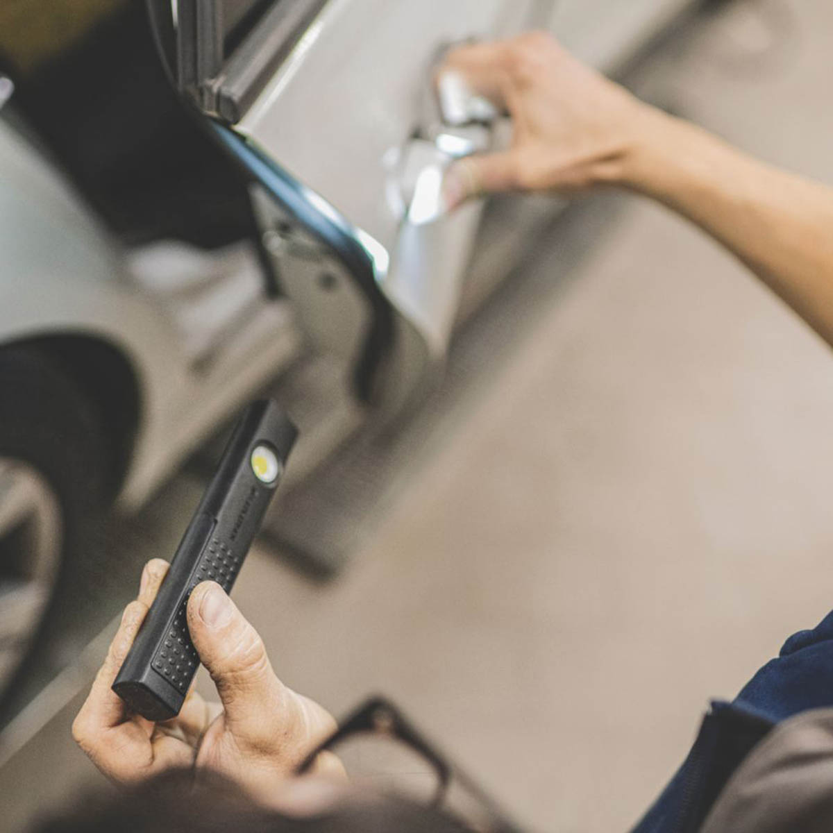 LEDlenser LED Inspection Light W4R Work Rechargeable Black Powerful 220lm - Image 5